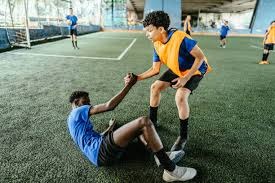 扛起球队进攻重任！浓眉翻身出手2+1将分差迫近至仅剩一分